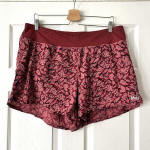 REI Swiftland 5 Inch Women's Athletic Shorts in Maroon and Pink Pattern